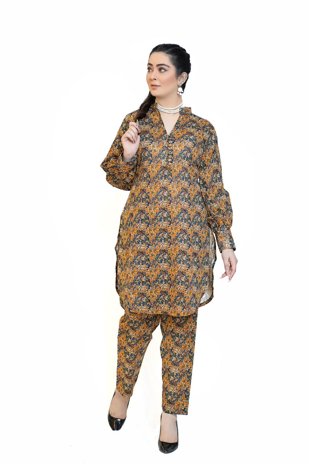 Dhooria lown Suit